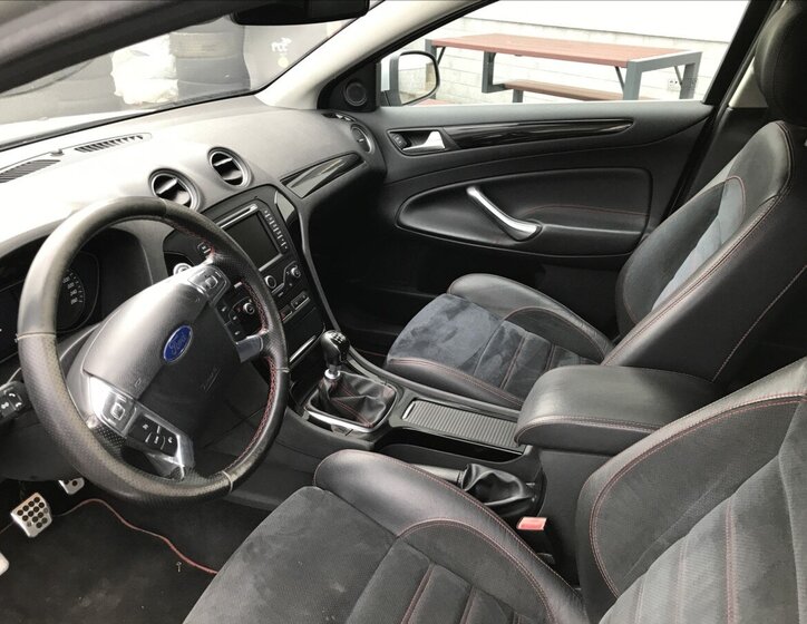 Ford Mondeo Kombi 2,2 l 147 kw