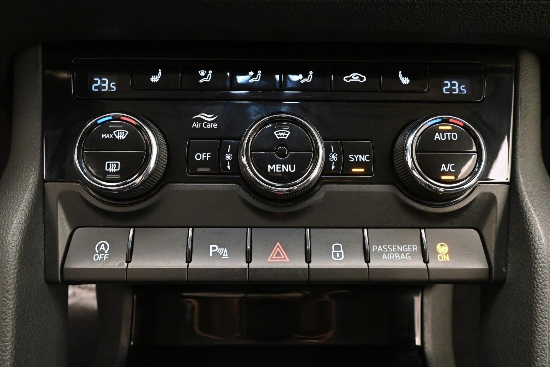 Škoda Karoq SUV / Terénní 2,0 l 110 kw