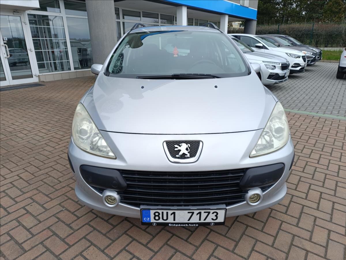 Peugeot 307 Kombi 1,4 l 65 kw