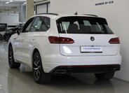 Volkswagen Touareg SUV 3,0 l 210 kw
