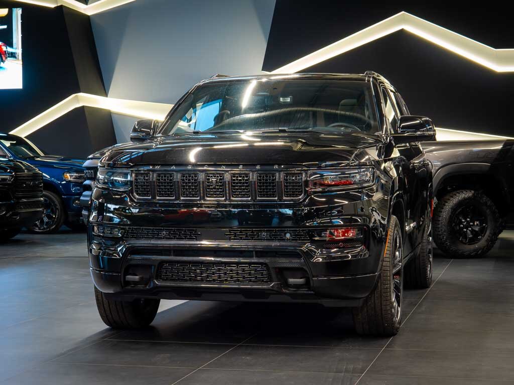 Jeep Grand Wagoneer SUV / Terénní 6,4 l 351 kw