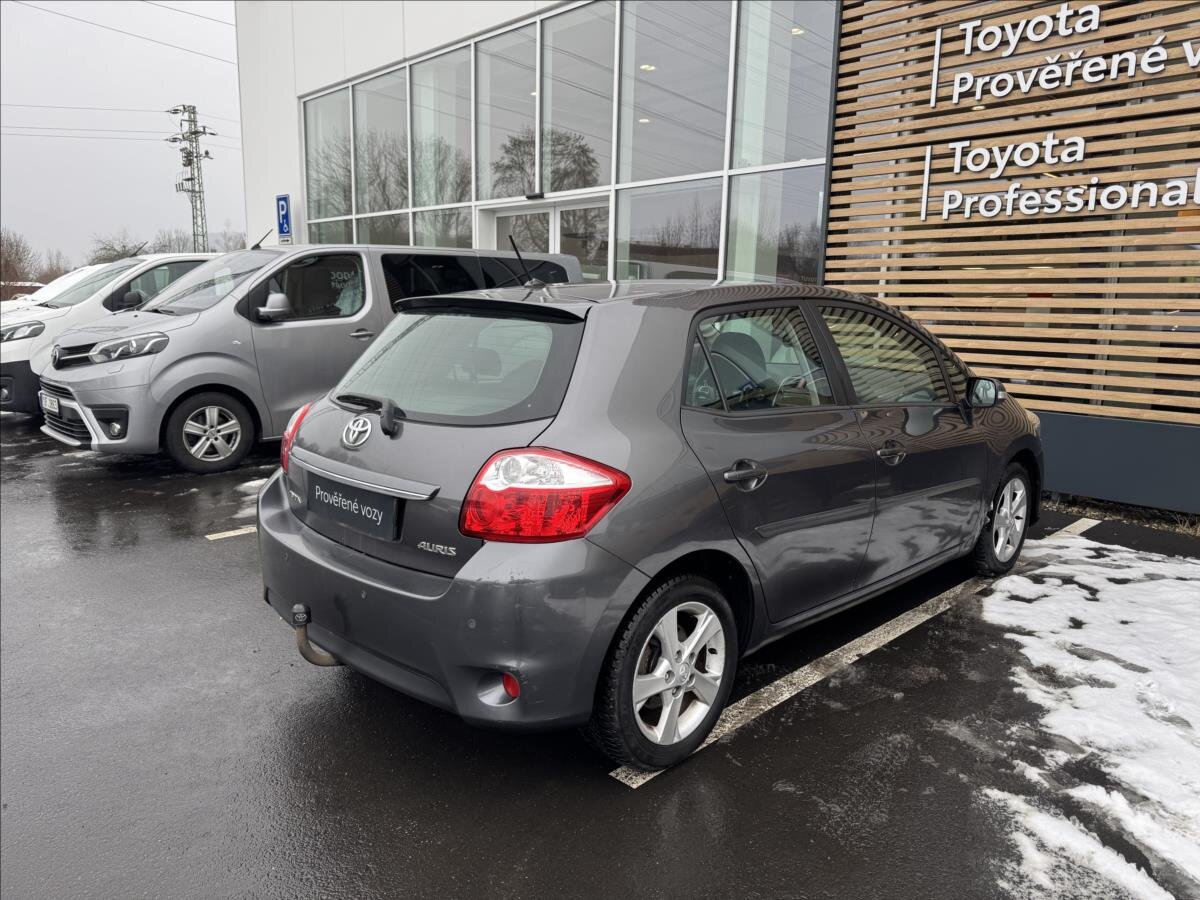 Toyota Auris Hatchback 1,6 l 97 kw