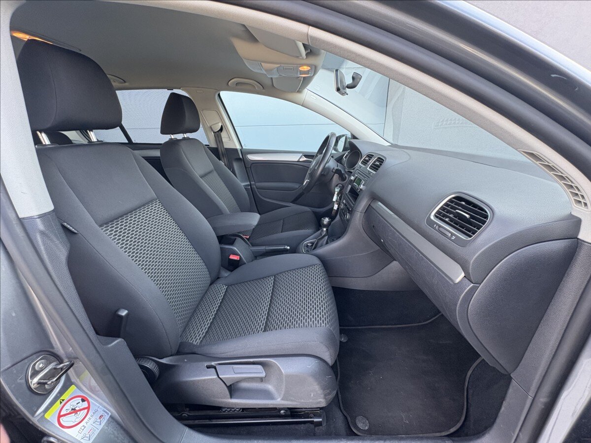 Volkswagen Golf Hatchback 1,2 l 77 kw