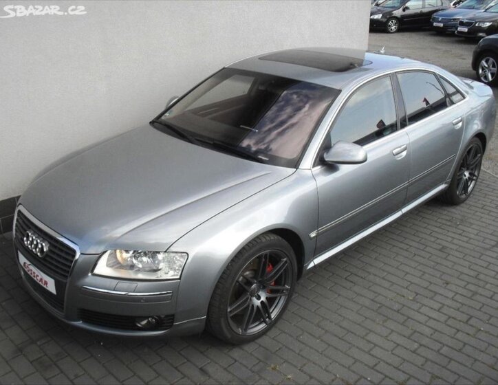 Audi A8 2
