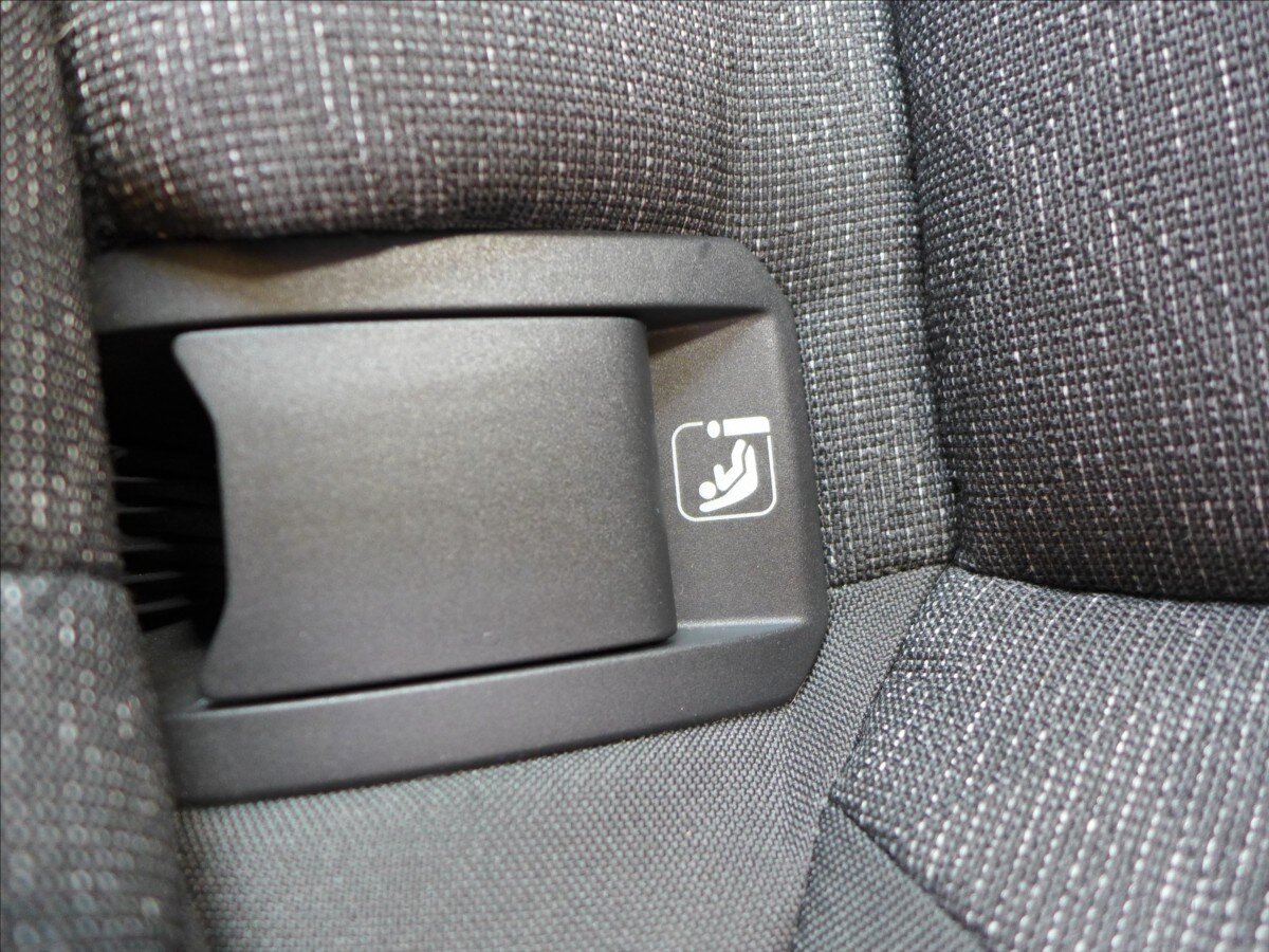 Volkswagen Golf Kombi 2,0 l 85 kw