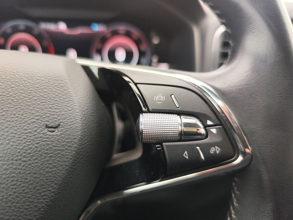 Škoda Karoq SUV 1,5 l 110 kw