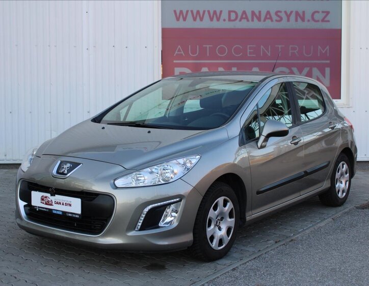 Peugeot 308 Hatchback 1,4 l 72 kw