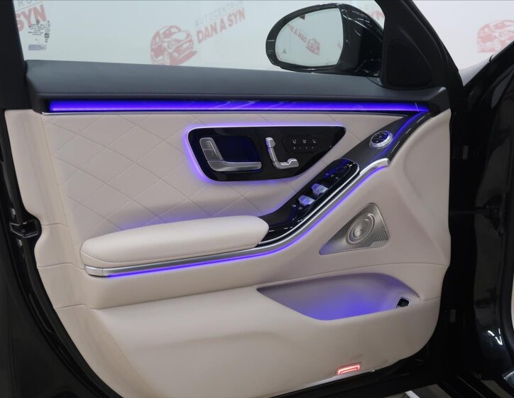 Mercedes-Benz Třídy S Sedan / Limuzína 3,0 l 230 kw