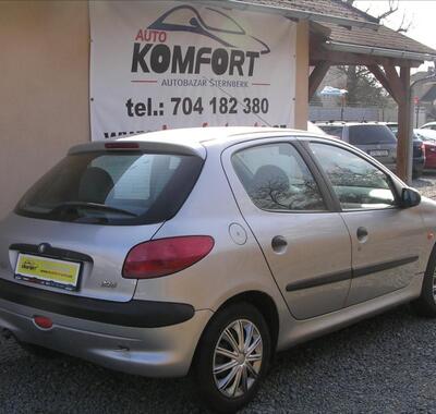 Peugeot 206 3