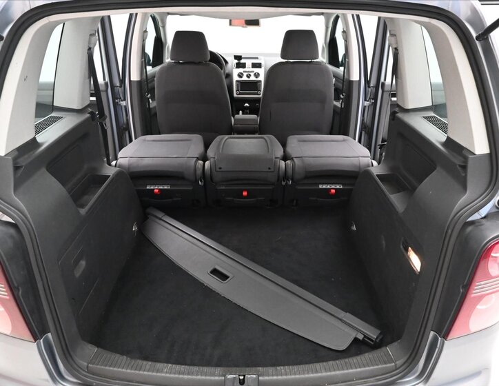 Volkswagen Touran MPV 1,9 l 77 kw