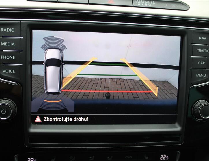 Volkswagen Passat 20