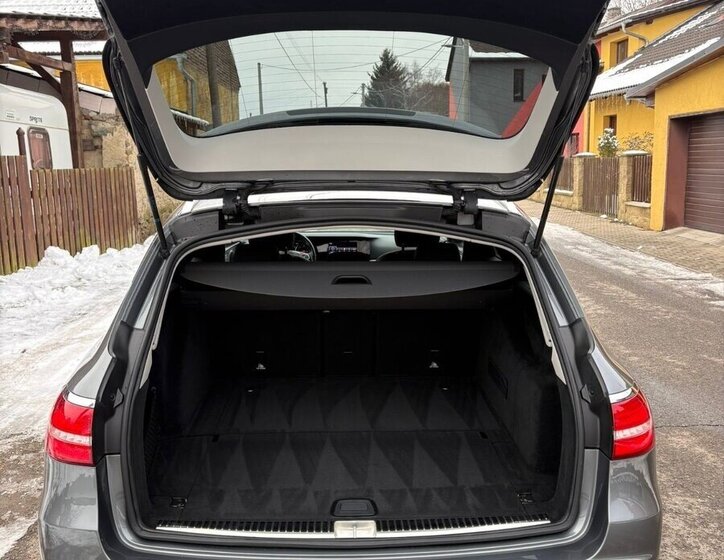 Mercedes-Benz Třídy E Kombi 0,0 0