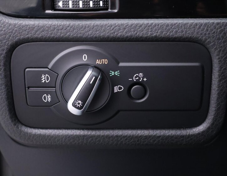 Volkswagen Touareg SUV 3,0 l 193 kw