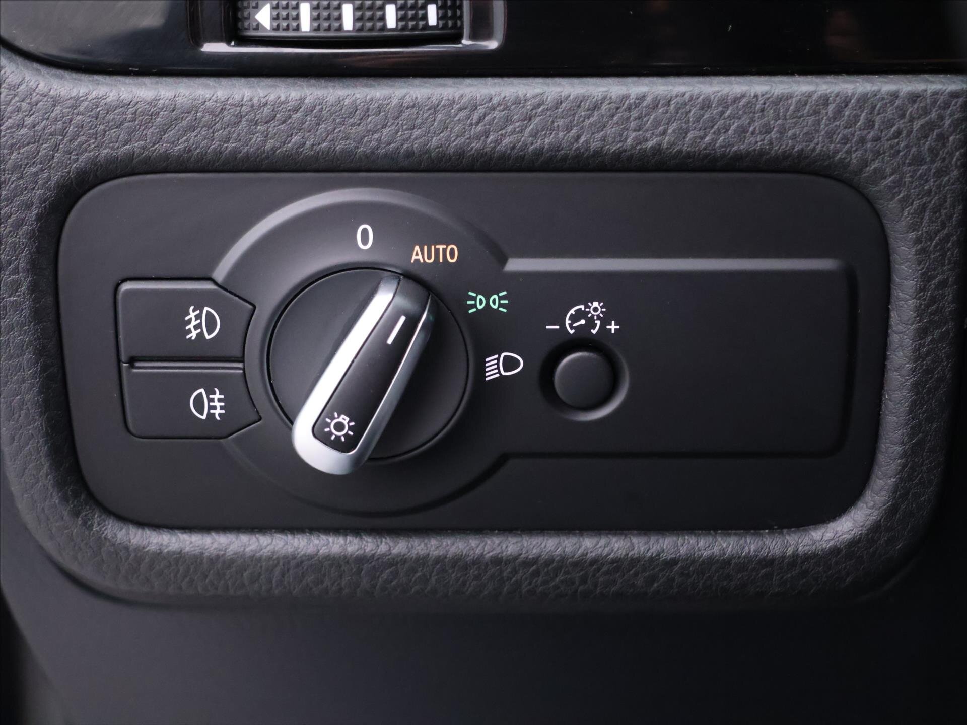 Volkswagen Touareg SUV 3,0 l 193 kw