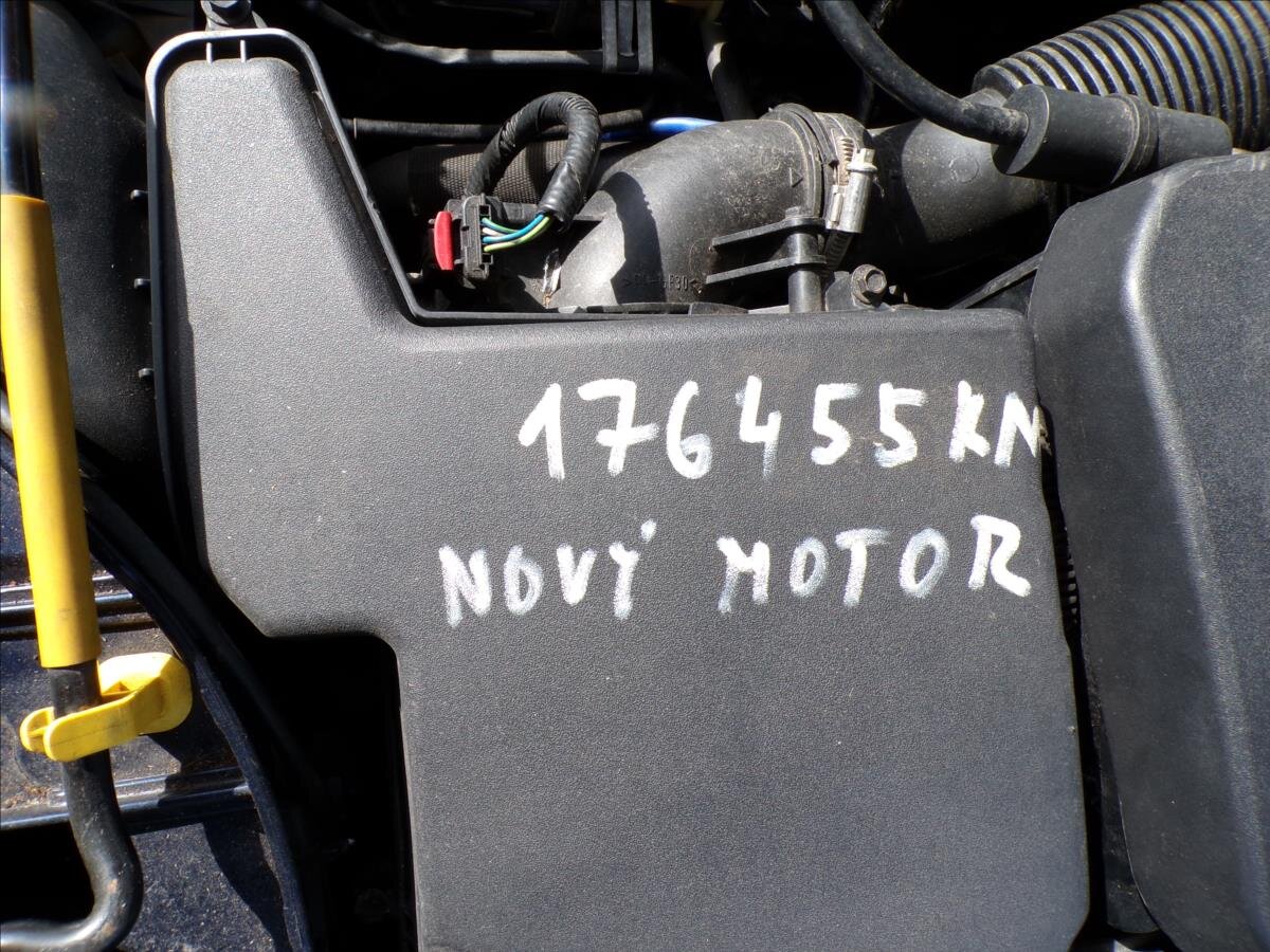 Ford Focus Kombi 998,0 92 kw