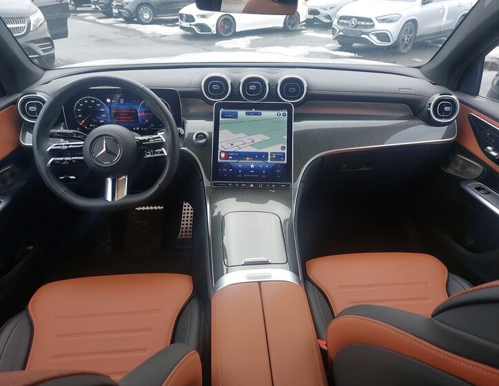 Mercedes-Benz GLC SUV 2,0 l 145 kw