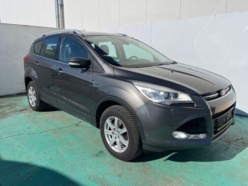 Ford Kuga SUV 1,6 l 134 kw