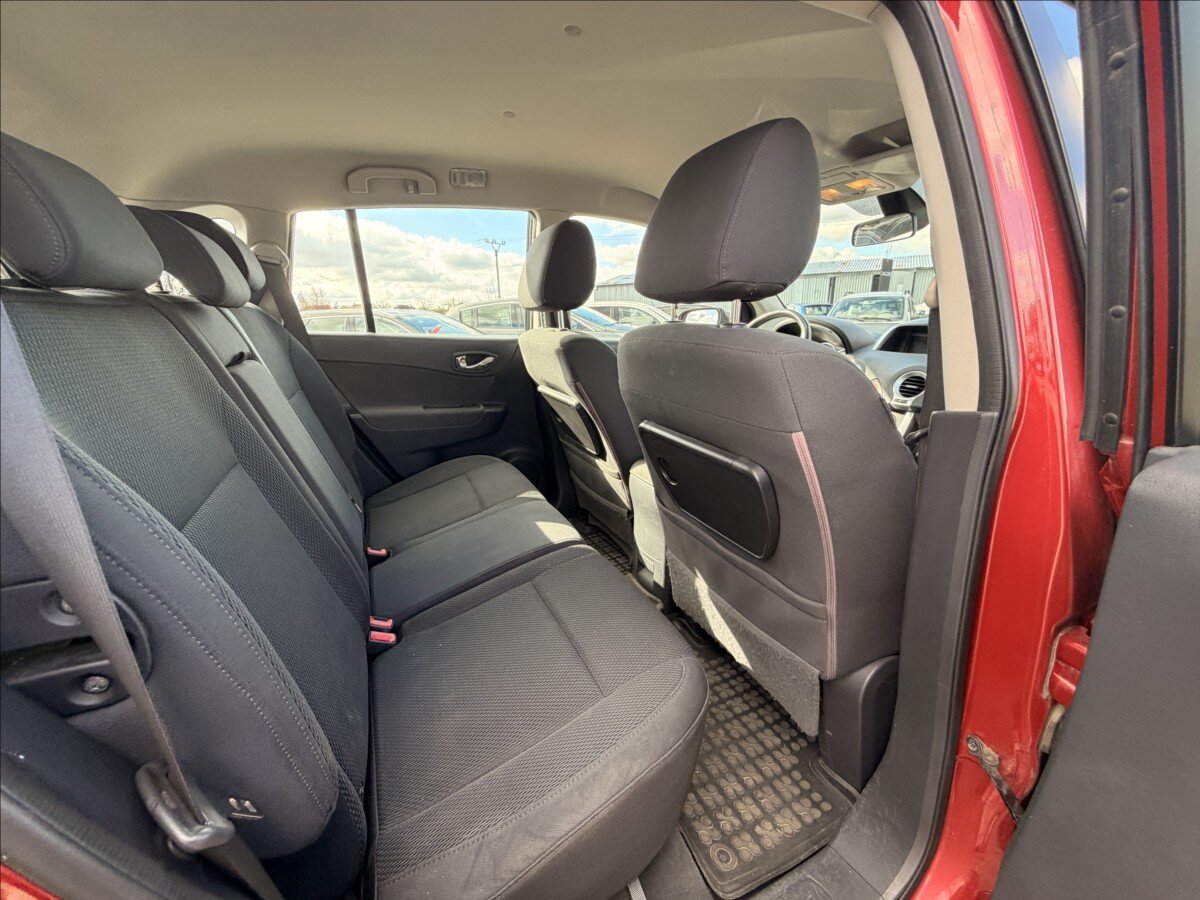 Renault Koleos SUV / Terénní 2,0 l 110 kw