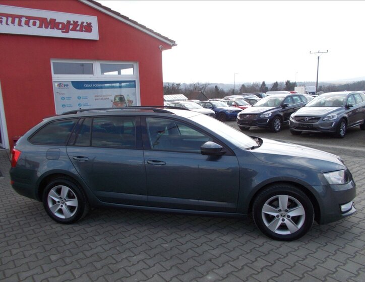 Škoda Octavia Kombi 2,0 l 110 kw