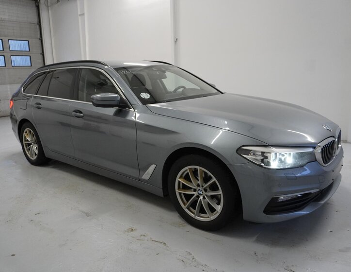 BMW Řada 5 Kombi 2,0 l 140 kw