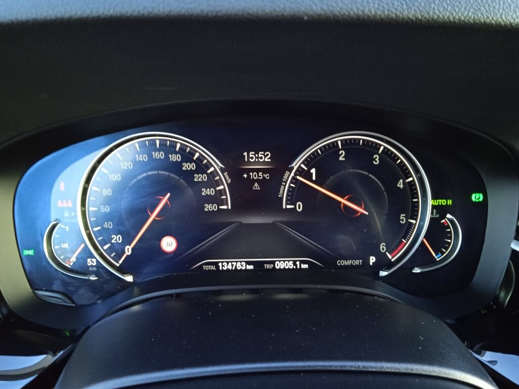 BMW Řada 6 Sedan / Limuzína 3,0 l 195 kw