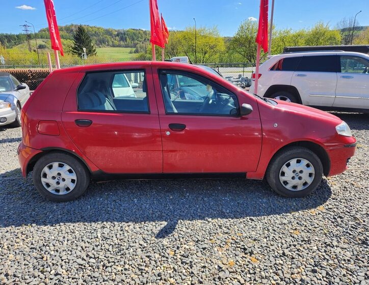 Fiat Punto Hatchback 1,2 l 44 kw