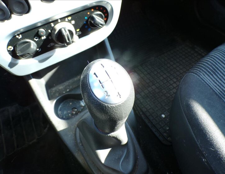 Dacia Logan Kombi 1,6 l 64 kw