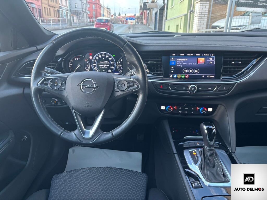 Opel Insignia Kombi 2,0 l 128 kw