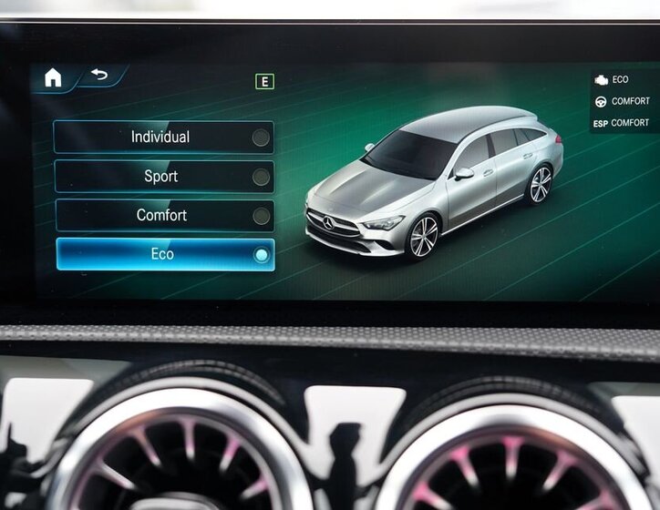 Mercedes-Benz CLA 43