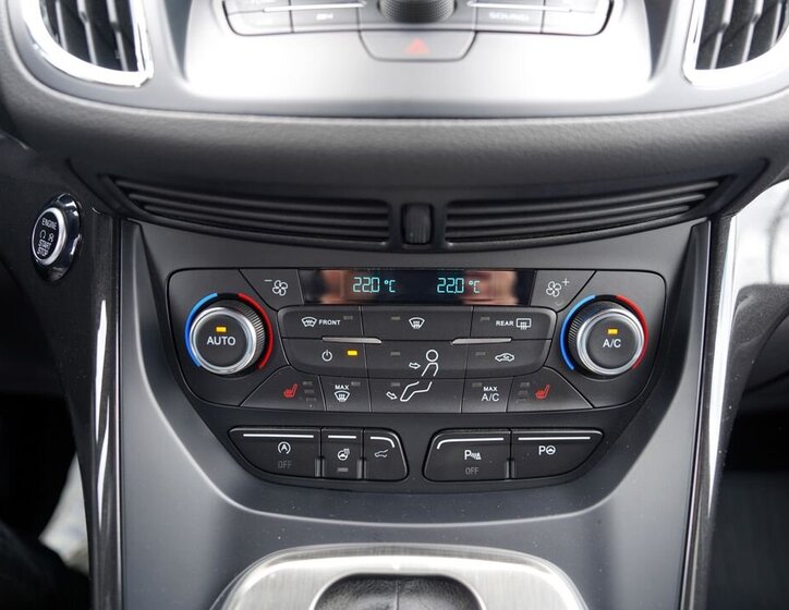 Ford Kuga SUV / Terénní 2,0 l 132 kw