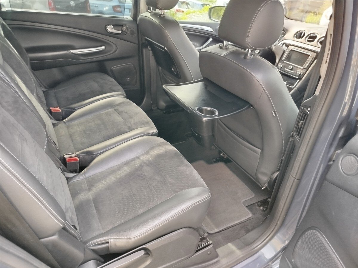 Ford S-MAX MPV 2,0 l 120 kw