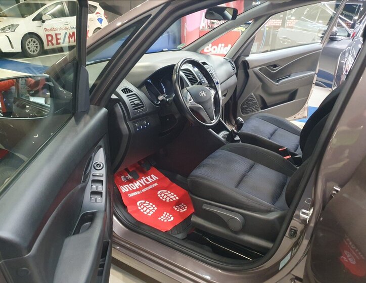 Hyundai ix20 Hatchback 1,4 l 66 kw