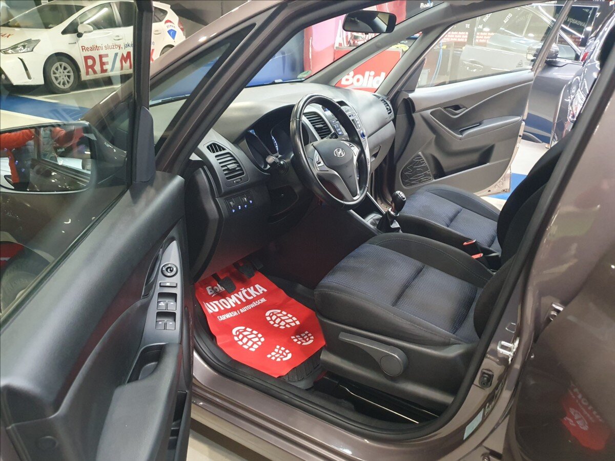 Hyundai ix20 Hatchback 1,4 l 66 kw