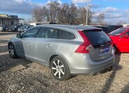 Volvo V60 Kombi 2,4 l 158 kw