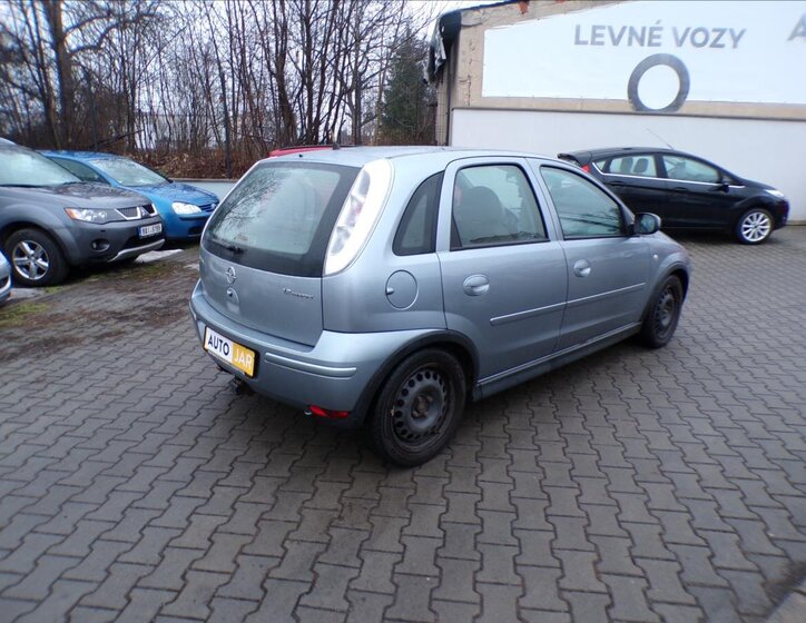 Opel Corsa Hatchback 1,2 l 59 kw