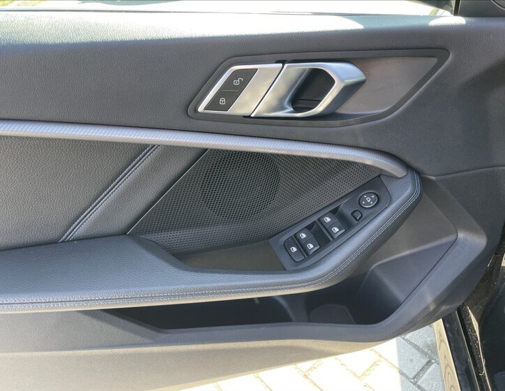 BMW Řada 2 Sedan / Limuzína 2,0 l 140 kw