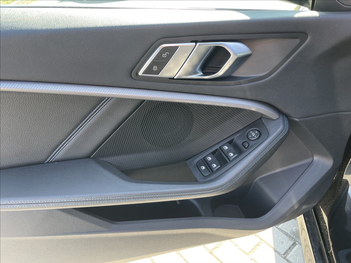 BMW Řada 2 Sedan / Limuzína 2,0 l 140 kw