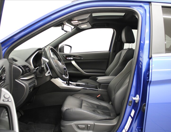 Mitsubishi Eclipse Cross 6