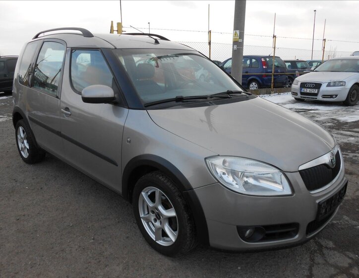 Škoda Roomster Kombi 1,4 l 63 kw