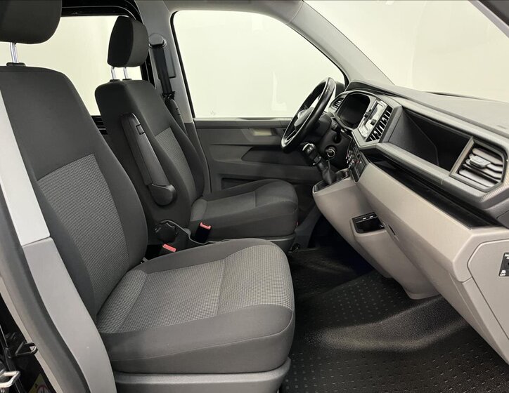 Volkswagen Transporter 21
