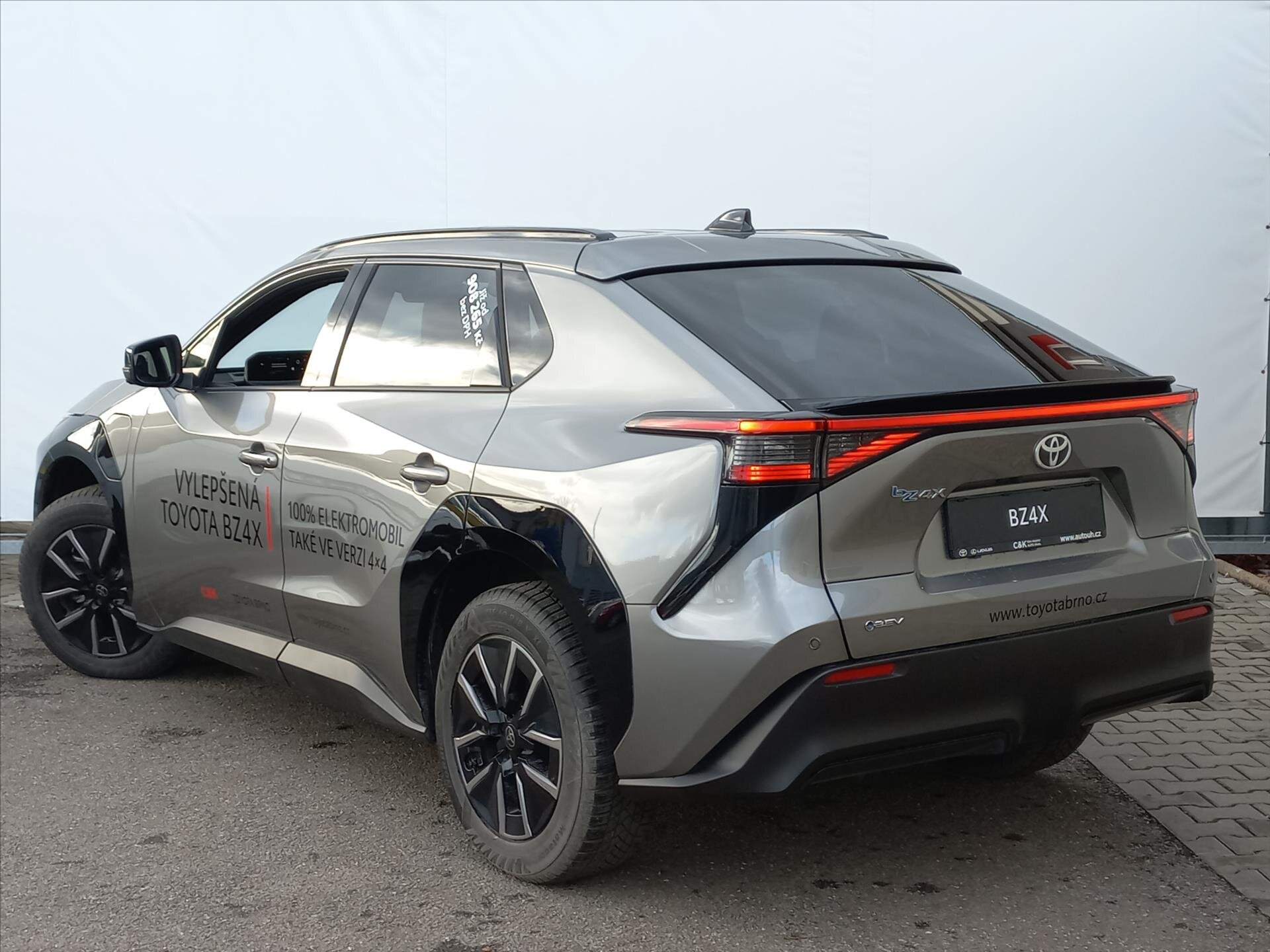 Toyota bZ4X SUV / Terénní 0,0 167 kw