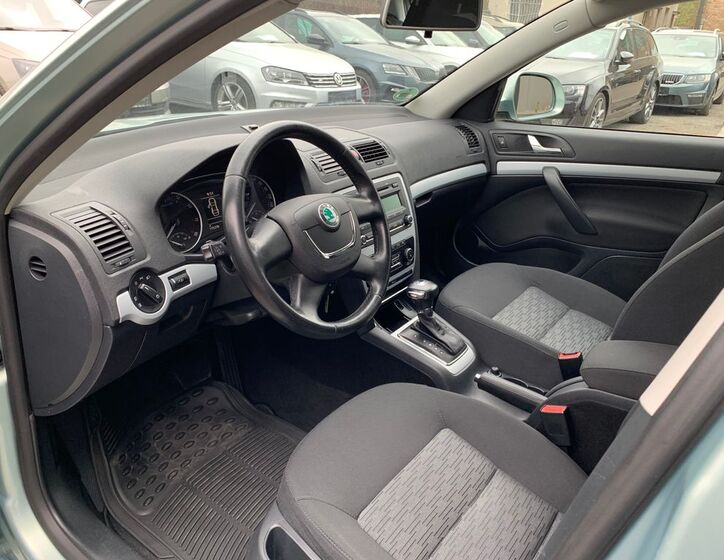 Škoda Octavia 14