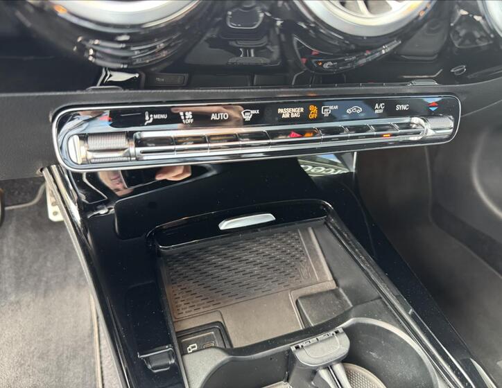 Mercedes-Benz CLA 16