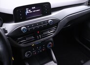 Ford Focus Kombi 999,0 74 kw