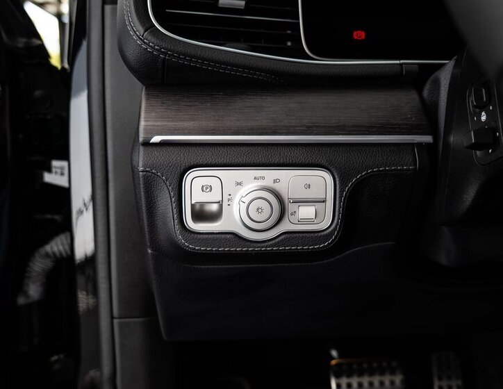 Mercedes-Benz GLS SUV / Terénní 2,9 l 243 kw