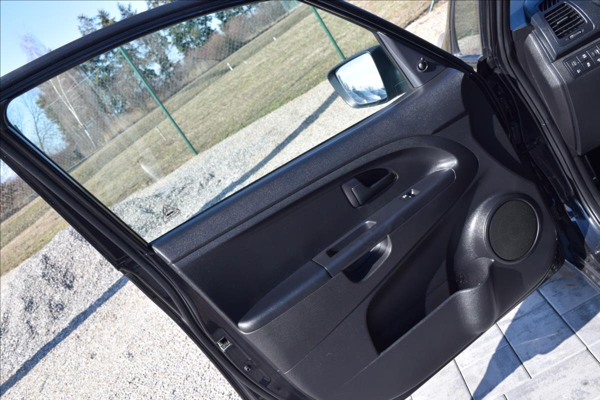 KIA Venga Kombi 1,4 l 66 kw