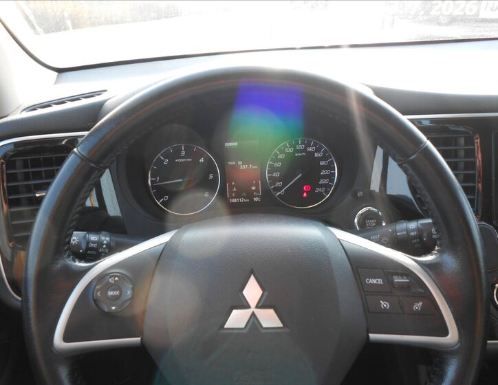 Mitsubishi Outlander Kombi 2,3 l 110 kw