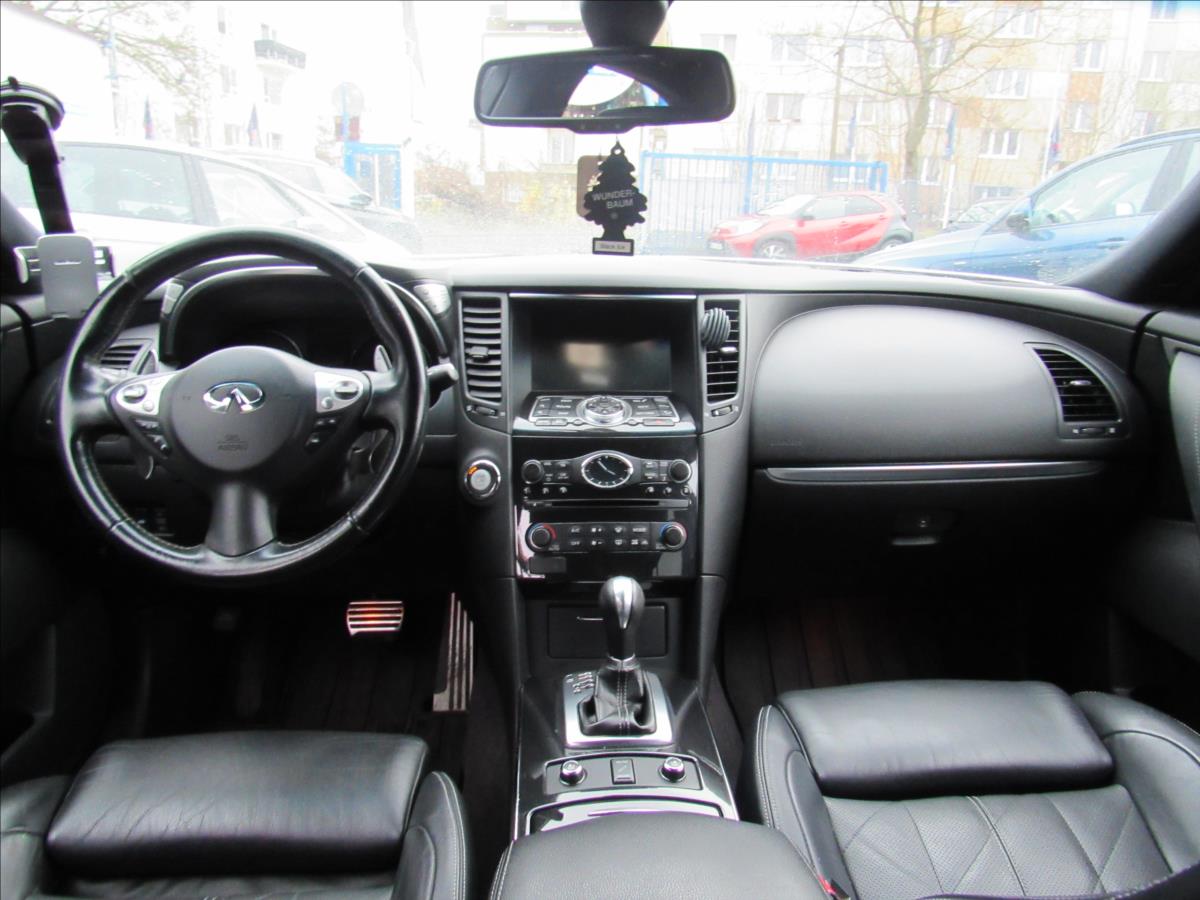 Infiniti FX30