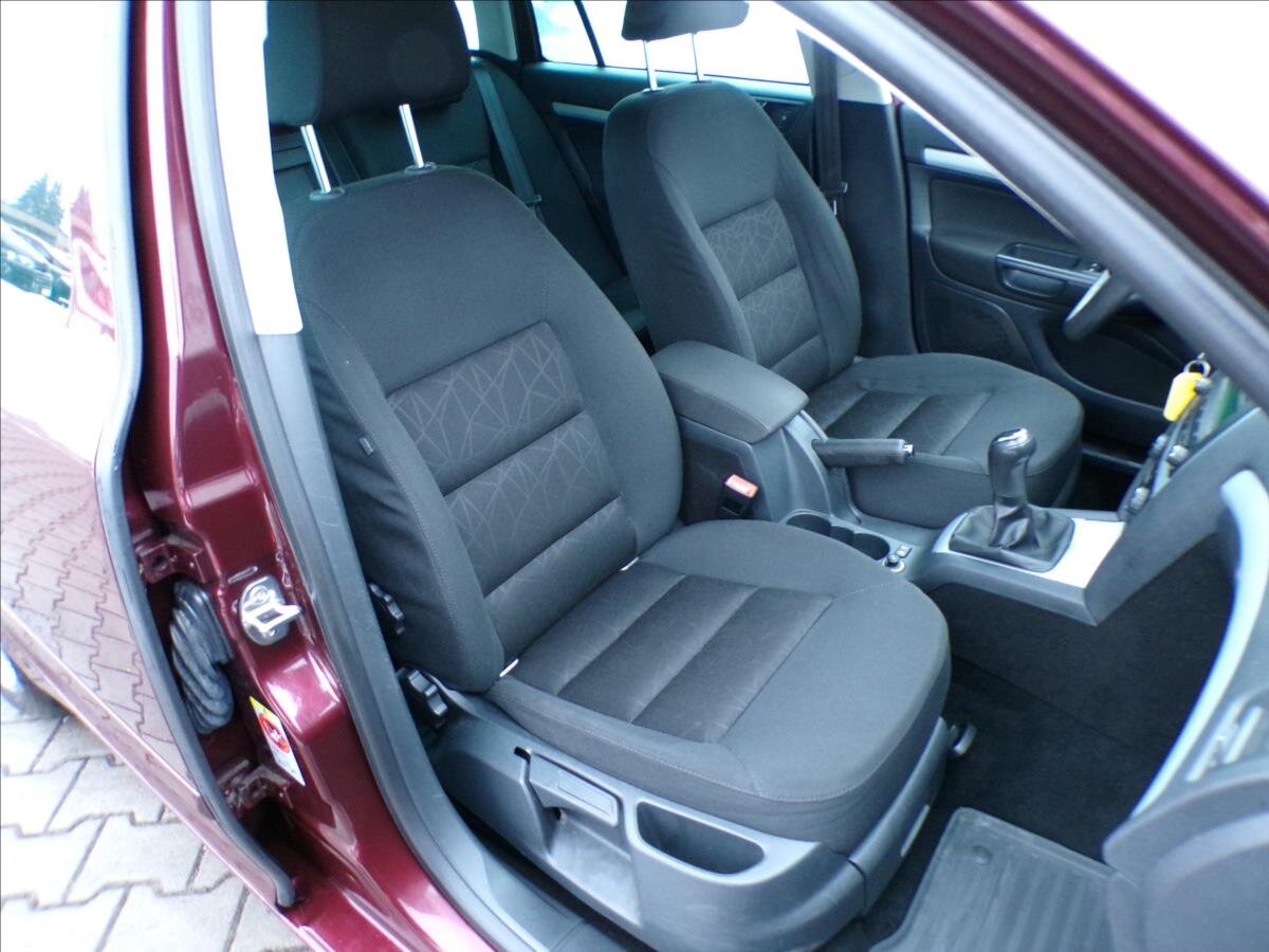 Škoda Octavia Kombi 1,2 l 77 kw