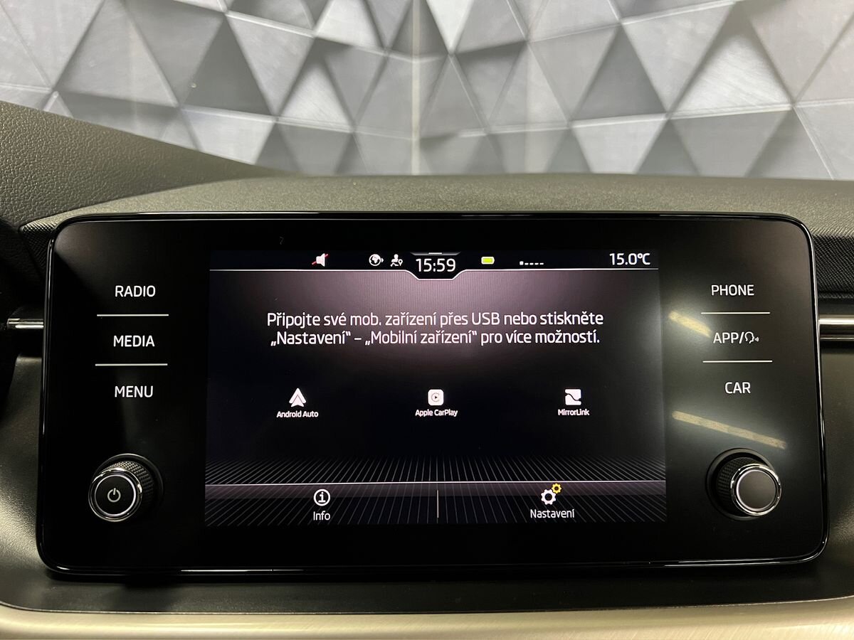 Škoda Kamiq SUV / Terénní 1,5 l 110 kw